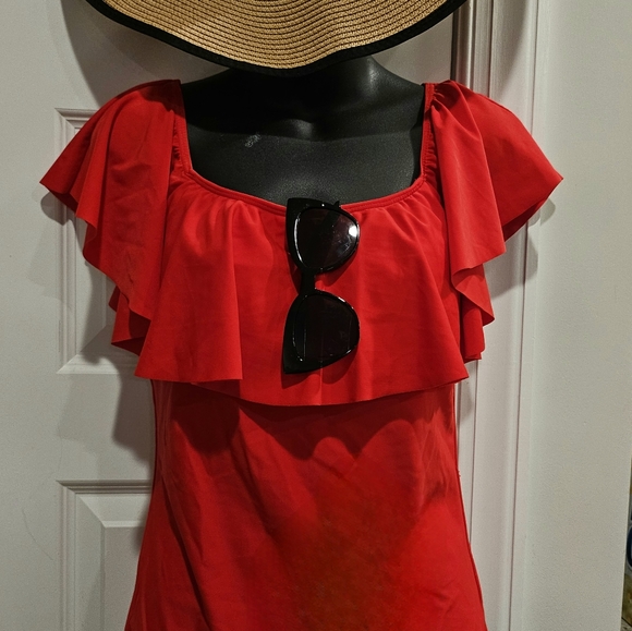 Island Goddess Off-Shoulder One Piece Ruffle Swimsuit - Picture 8 of 10